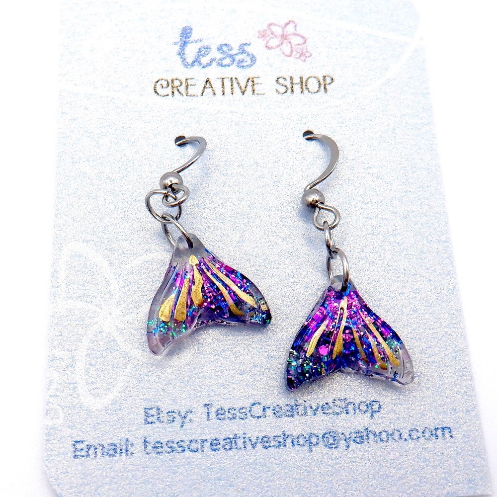 Small Dainty Resin Earrings NEW
